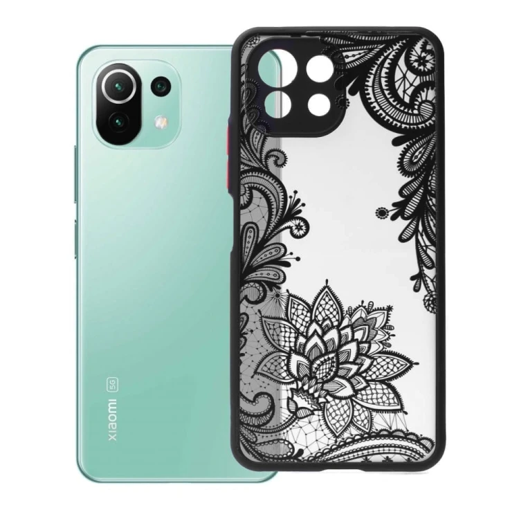 IP_X_LACE_CASE (3)-min.jpg