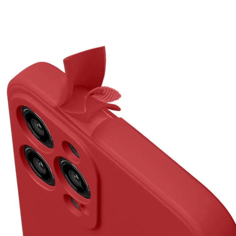 RED (1)-min.jpg