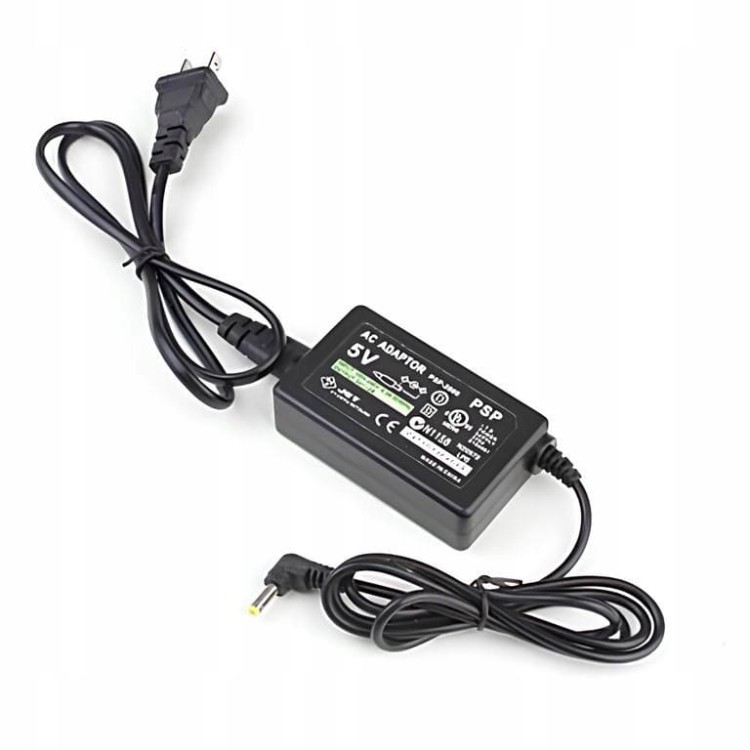 LADOWARKA-SIECIOWA-ZASILACZ-DO-PSP-FAT-PSP-SLIM-PSP25-230V-2A-200CM-Producent-Inna.jpg