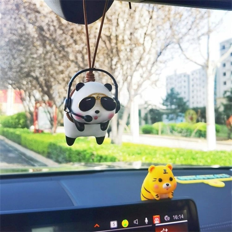 ZAWIESZKA-OZDOBA-DO-SAMOCHODU-DO-AUTA-NA-LUSTERKO-PANDA-NA-PREZENT-Marka-Inny-min.jpg