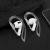UCHWYT-ZACZEP-NA-SLUCHAWKI-BEZPRZEWODOWE-DO-APPLE-AIRPODS-TRANSPARENT-2SZT-Kod-producenta-HOLD-CASE-AIRPODS-ST.jpg