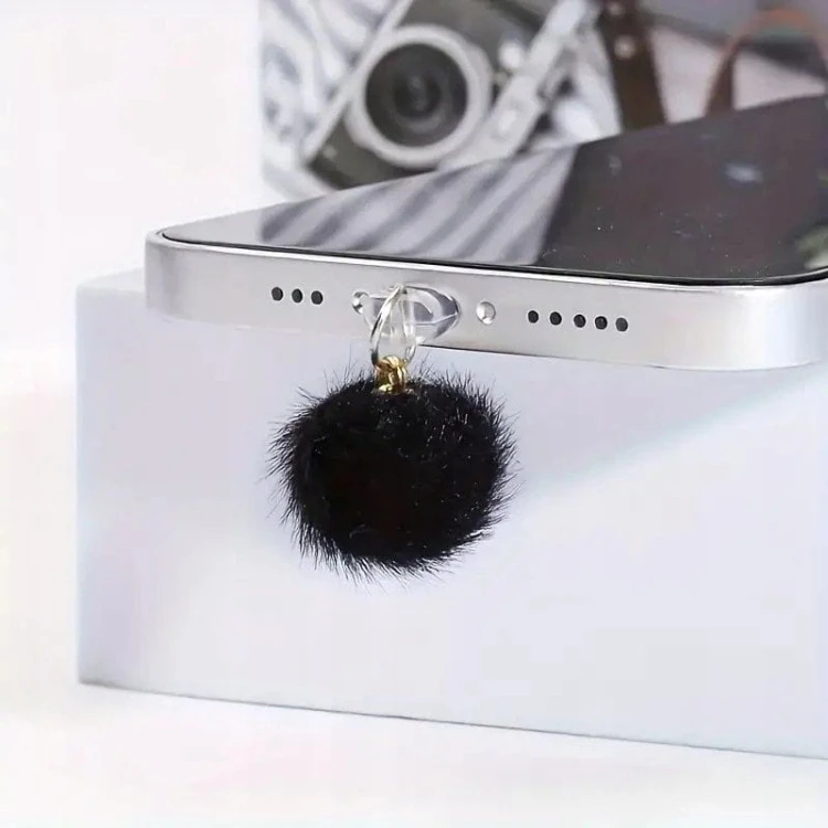 ZATYCZKA-ZASLEPKA-ZAWIESZKA-PRZECIW-KURZOWI-DO-USB-C-TYPE-C-CZARNY-POMPON-EAN-GTIN-5906896106350.jpg