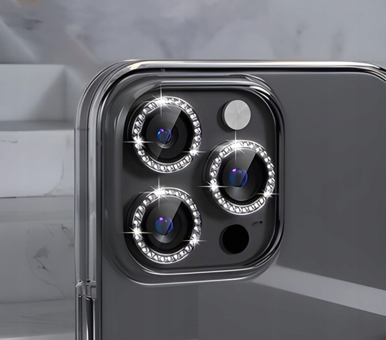 SZKLO-HARTOWANE-na-OBIEKTYW-APARATU-CYRKONIE-do-Apple-iPhone-16-Pro-CZARNE-EAN-GTIN-5906896114133.jpg