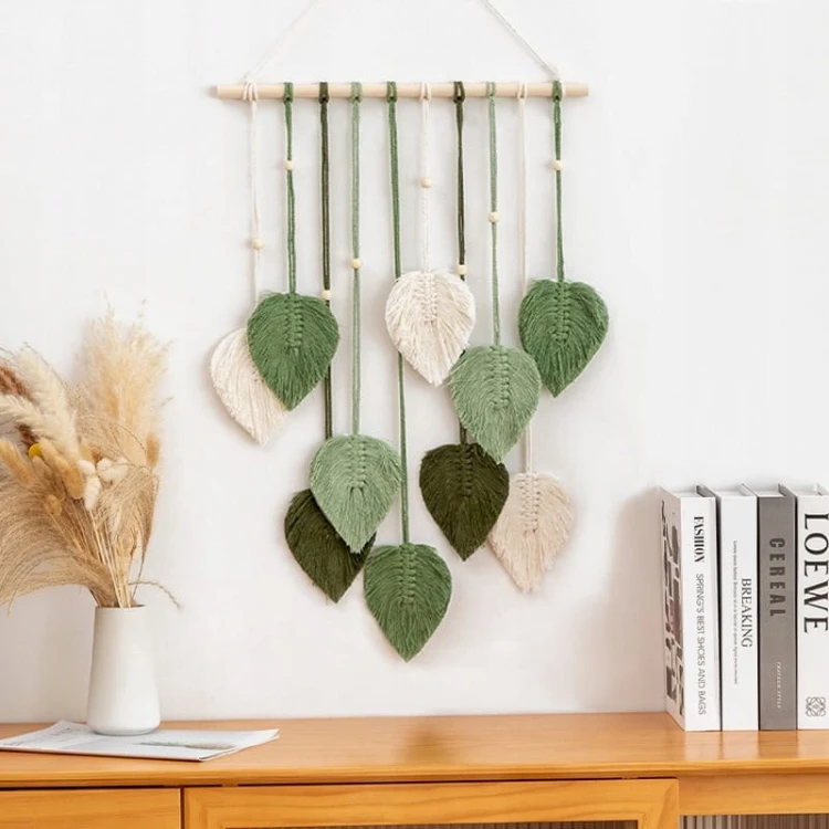 imgi_21_MAKRAMA-SCIENNA-DEKORACJA-BOHO-WISZACA-ZAWIESZKA-DEKORACJA-LISCIE-V2-Dlugosc-90-cm.jpg
